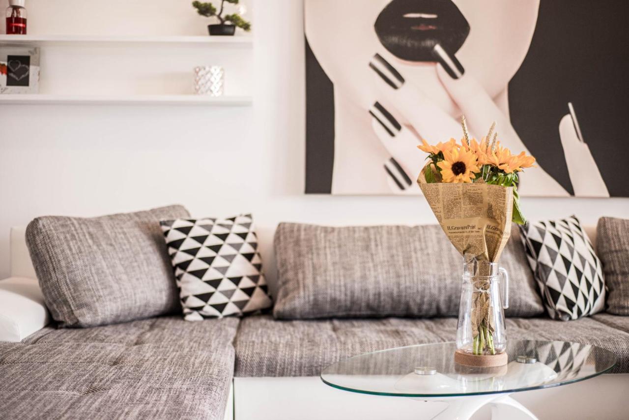2-Room Penthouse Plaza Residence P1 Bucureşti Eksteriør bilde