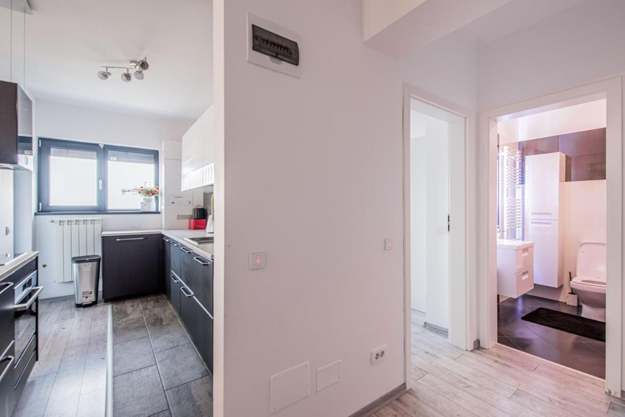 2-Room Penthouse Plaza Residence P1 Bucureşti Eksteriør bilde